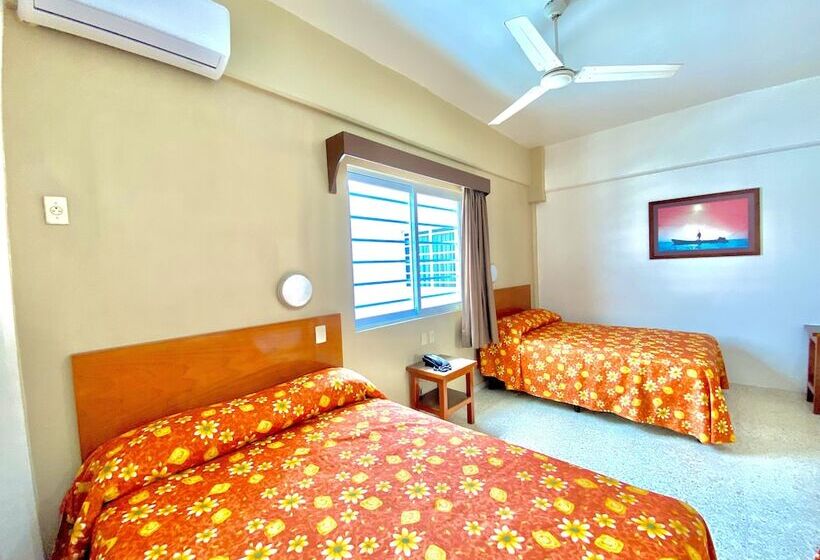 스탠다드 트리플 룸, Delfines   A 2 Calles Del Acuario Veracruz