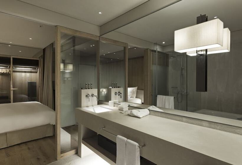 اتاق استاندارد, Gloria Residence