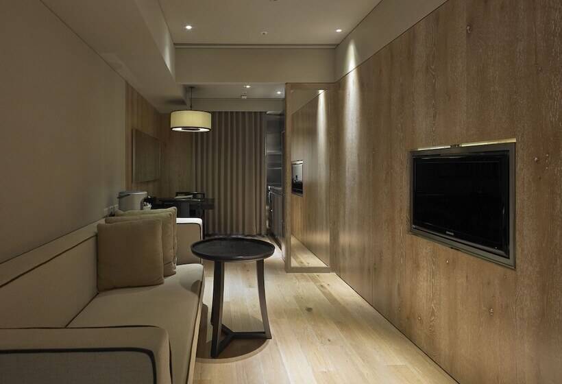 اتاق استاندارد, Gloria Residence