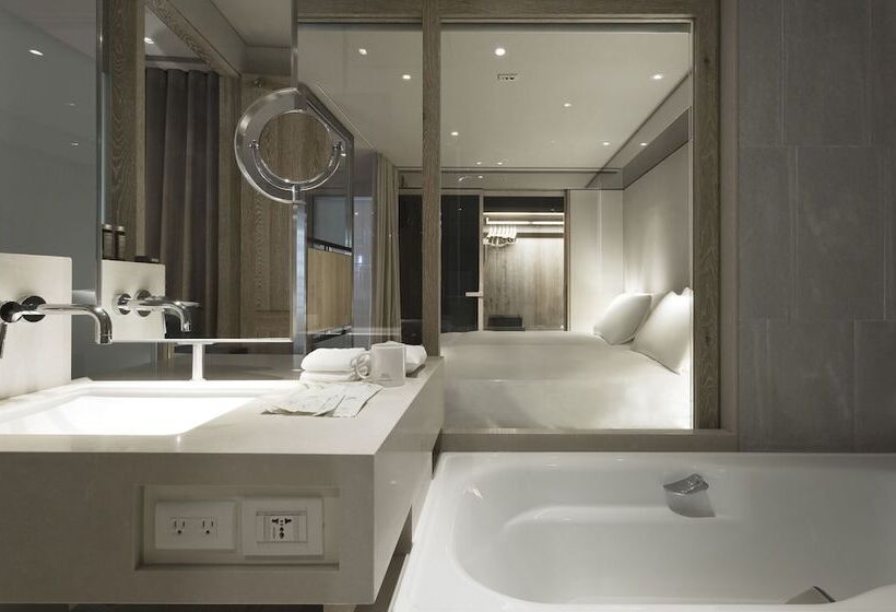 اتاق استاندارد, Gloria Residence