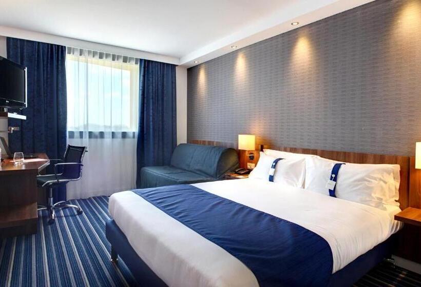 חדר משפחתי, Holiday Inn Express Montpellier   Odysseum, An Ihg