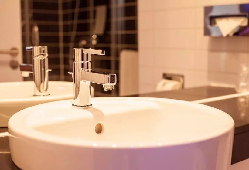 اتاق استاندارد, Holiday Inn Express Montpellier   Odysseum, An Ihg