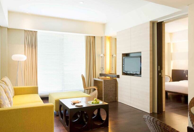 수피리어 룸, Novotel Manado Golf Resort & Convention Center