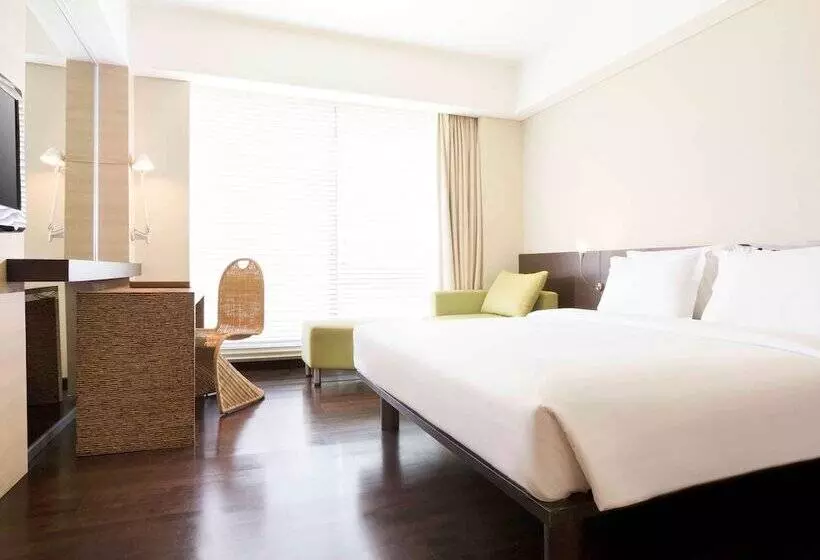 اتاق لوکس, Novotel Manado Golf Resort & Convention Center