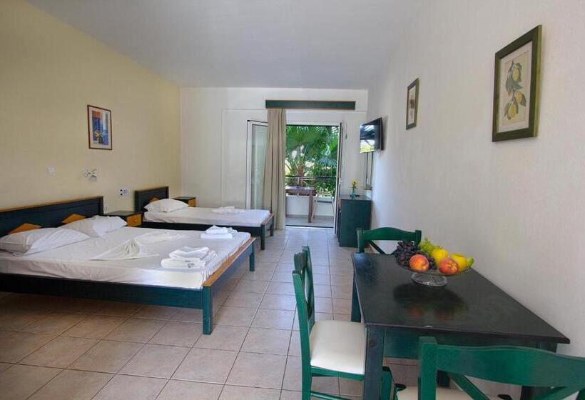 استودیوی استاندارد, Pinelopi Apartments