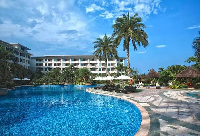 プールの見えるデラックスルーム, Seaview Resort Xiamen