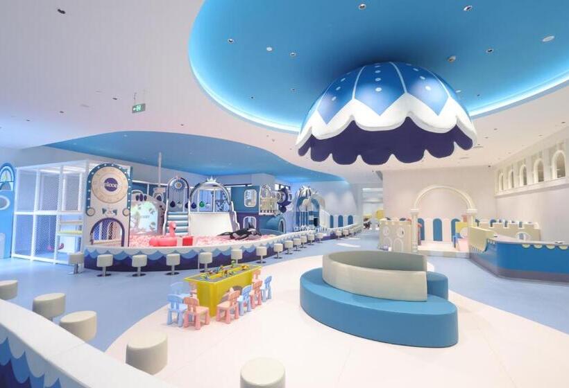 Номер Deluxe Вид на Бассейн, Seaview Resort Xiamen