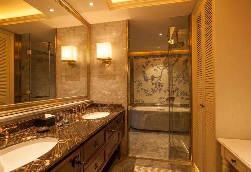 סוויטה דלוקס, Seaview Resort Xiamen