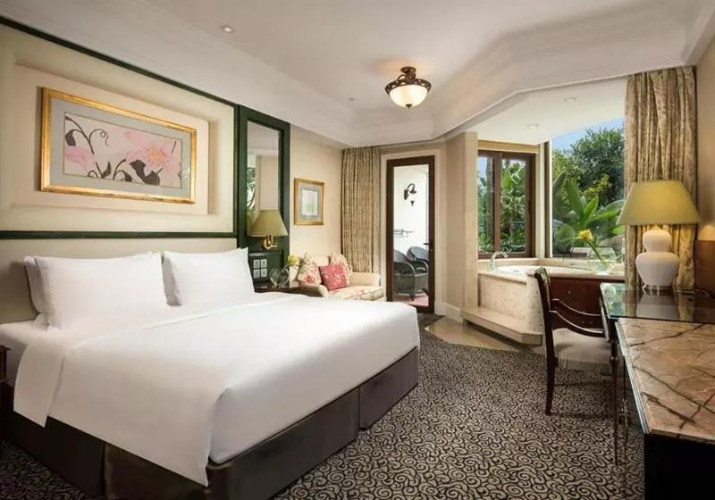 プールの見えるデラックスルーム, Seaview Resort Xiamen