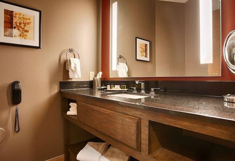 סוויטה עם מרפסת, Best Western Premier Ivy Inn & Suites