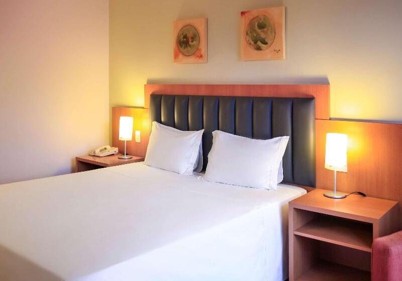 Люкс 2 Спальни, Candlewood Suites San Diego, An Ihg