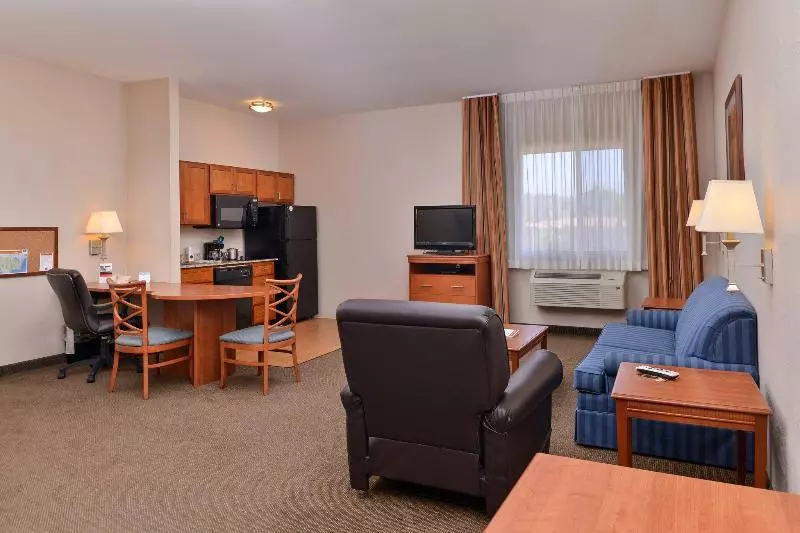 キングサイズベッドのスイートルーム, Candlewood Suites San Diego, An Ihg
