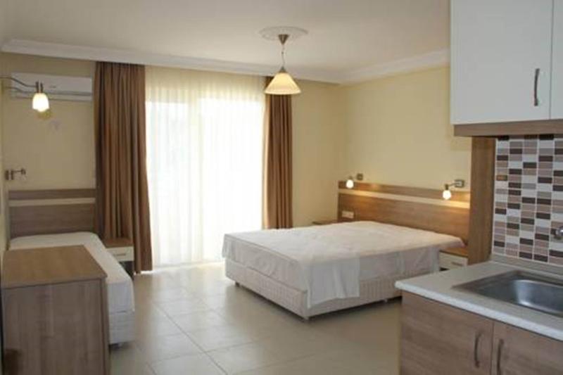 إستوديو قياسى, Catty Cats Garden