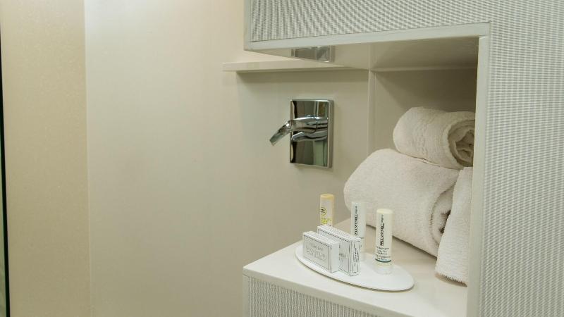 غرفة قياسية سرير كينج, Courtyard By Marriott Lafayette