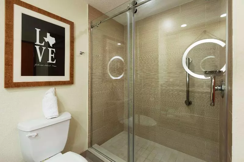Standard-huone King-vuode, Doubletree By Hilton Hotel Galveston Beach