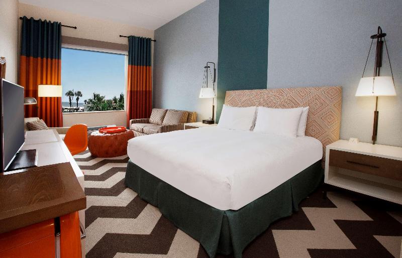 스탠다드 룸 킹사이즈 침대, Doubletree By Hilton Hotel Galveston Beach