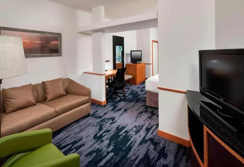 キングサイズベッドのスイートルーム, Fairfield Inn & Suites Wilmington Wrightsville Beach