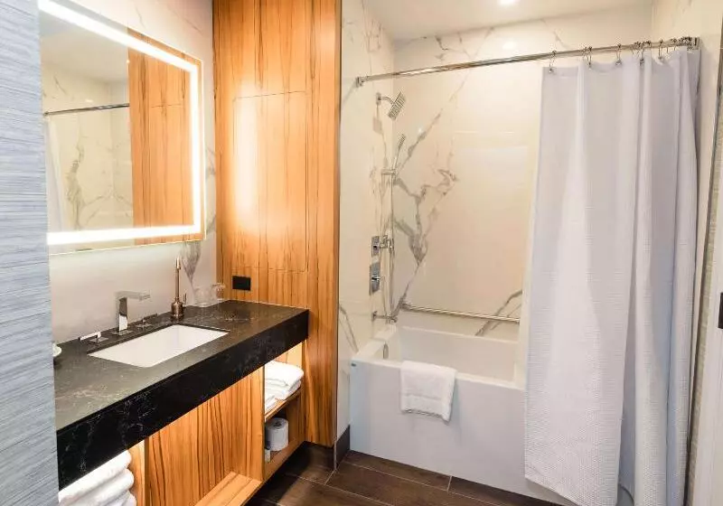 キングサイズベッドのスタンダードルーム, Four Points By Sheraton Seoul, Guro