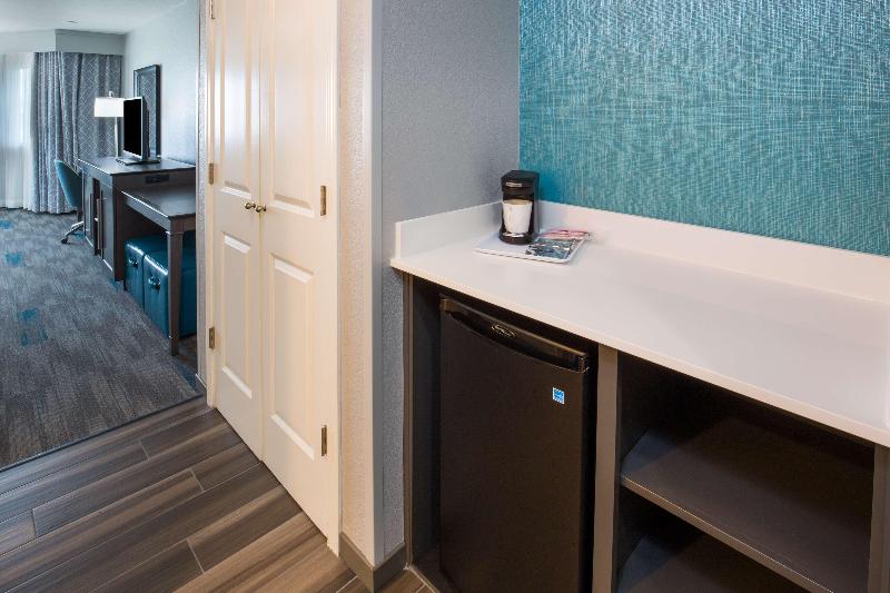 Номер Стандарт Кровать Кинг Адаптированный для Инвалидов, Holiday Inn Express & Suites Houston Nw/beltway 8 West Road By Ihg