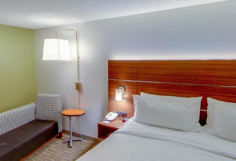 Номер Стандарт Кровать Кинг Адаптированный для Инвалидов, Holiday Inn Express Fort Wayne   East   New Haven, An Ihg