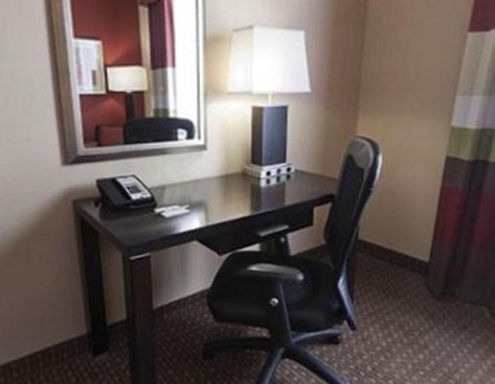 سوییت, Holiday Inn Meridian East I 59 / I 20