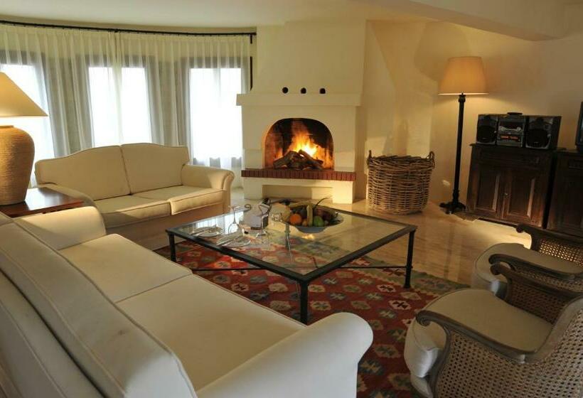 سوئیت پرزیدنت, Marti Resort Deluxe