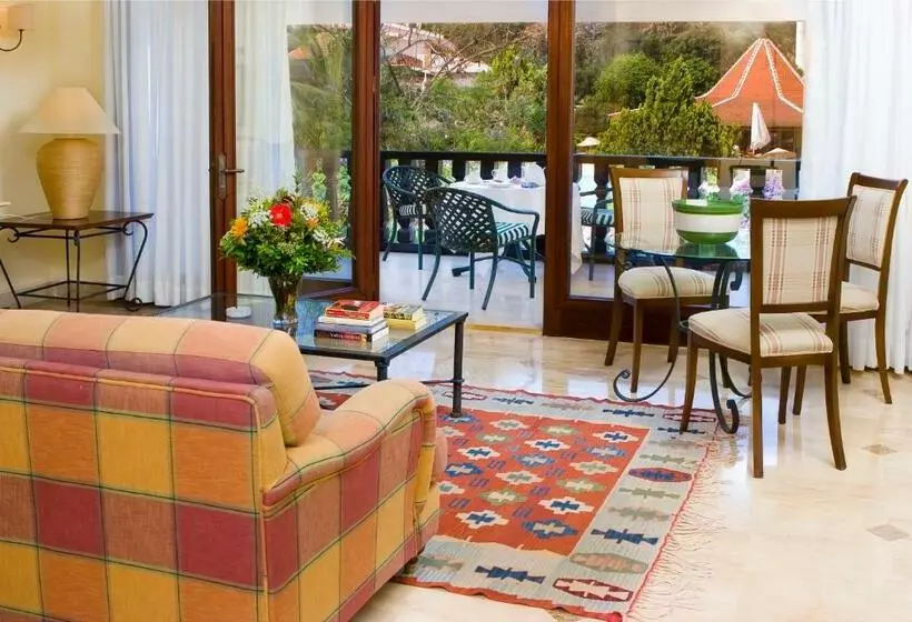 1 Bedroom Villa