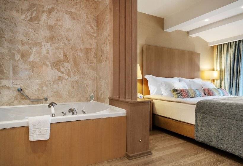 سوییت, Marti Resort Deluxe