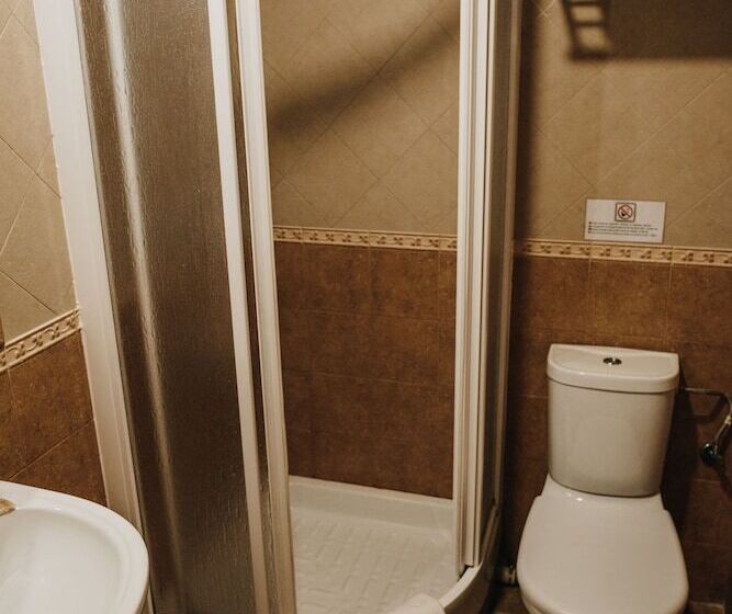 スーペリアールーム, Nuro