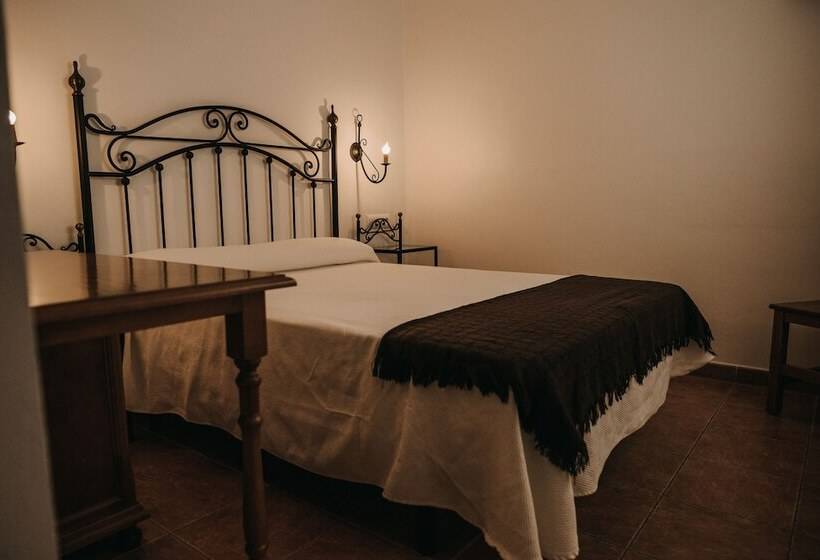 スーペリアールーム, Nuro