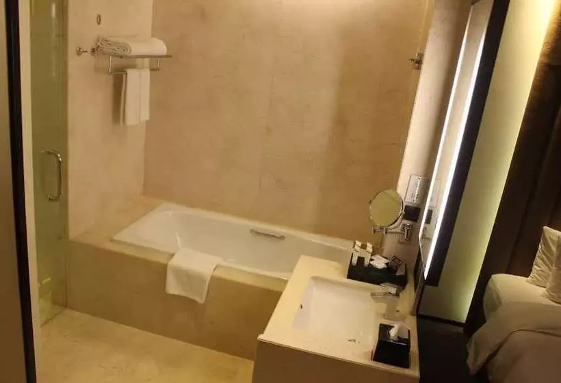 Club Zimmer, Po Hotel Semarang