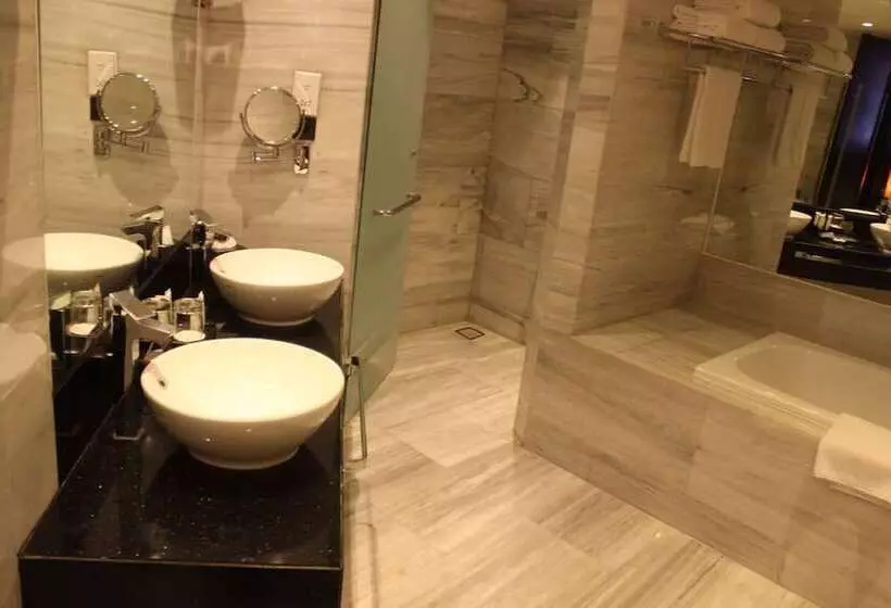 Executive Suite, Po Hotel Semarang