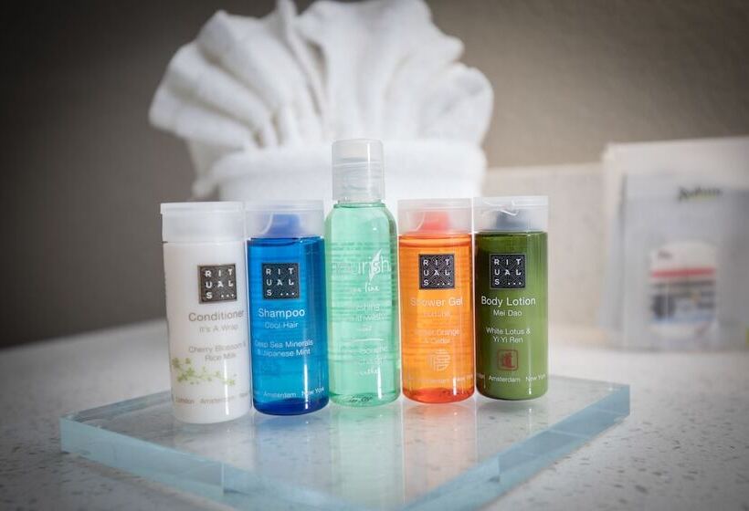 스탠다드 룸 더블 침대, Radisson Hotel Houston Intercontinental Airport North