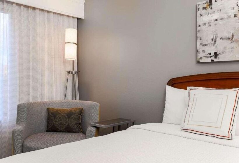 스탠다드 룸 더블 침대, Radisson Hotel Houston Intercontinental Airport North