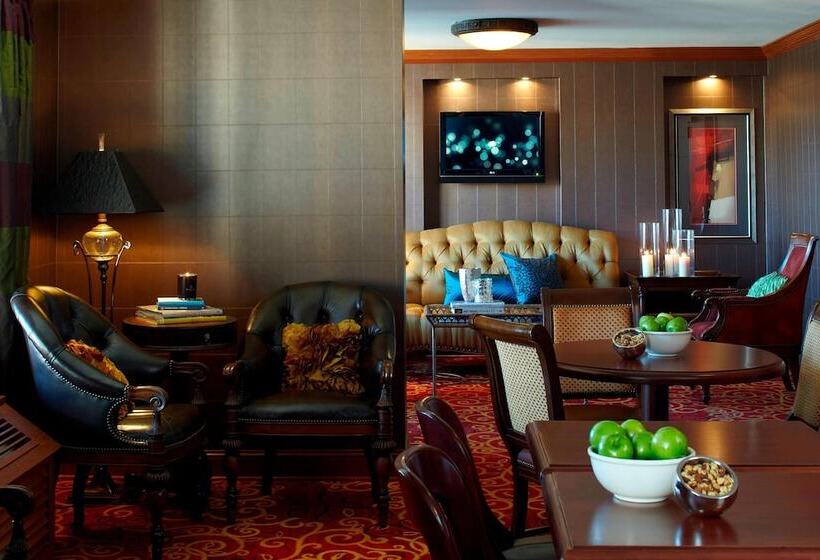Quarto Club, Renaissance Minneapolis Hotel, The Depot