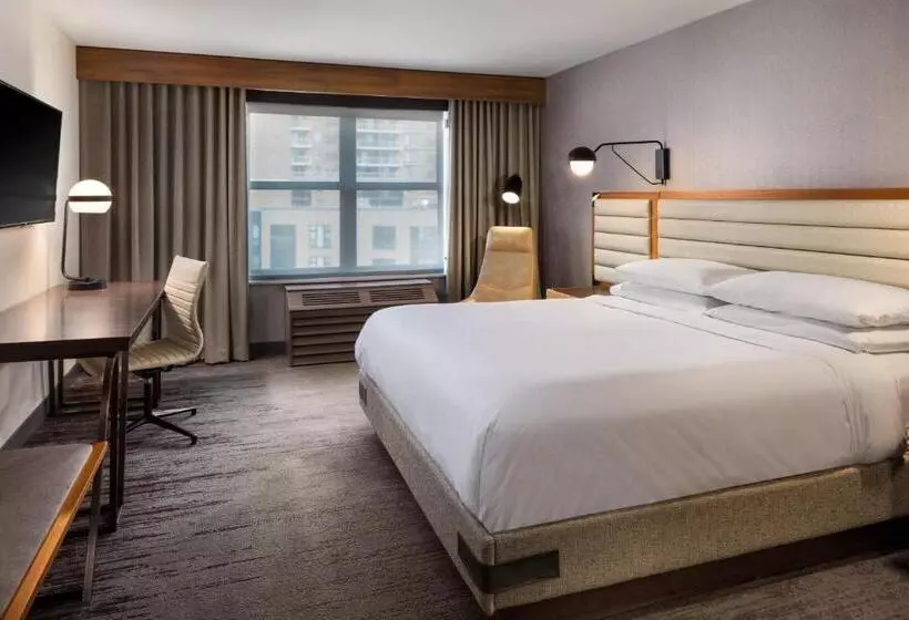 اتاق لوکس با تخت بزرگ, Renaissance Minneapolis Hotel, The Depot