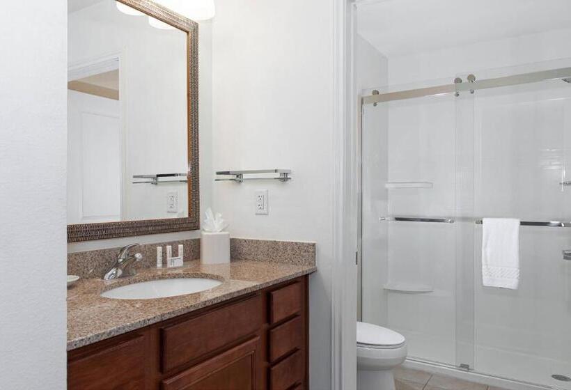 جناح, Residence Inn Midland