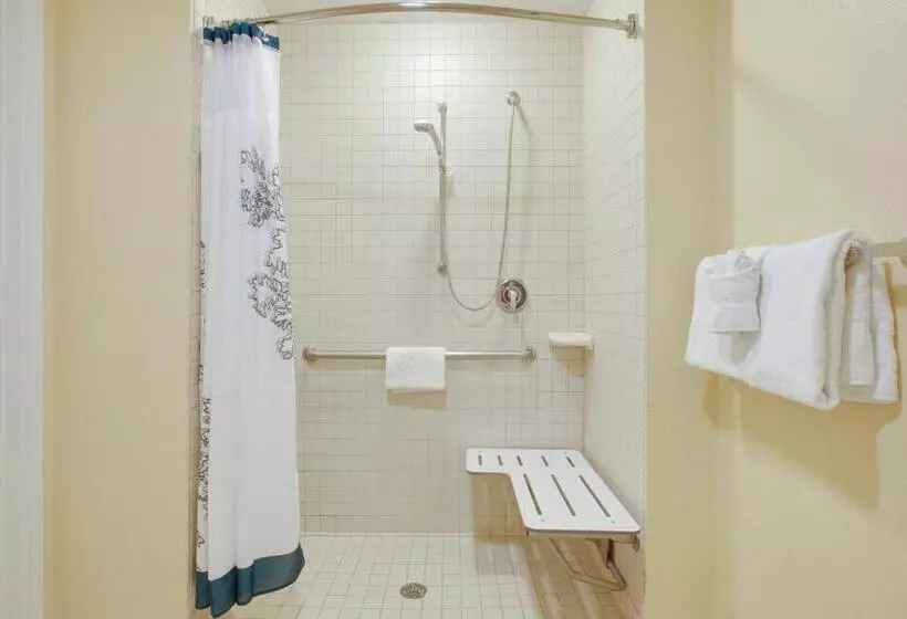سوئیت برای معلولان, Residence Inn Midland