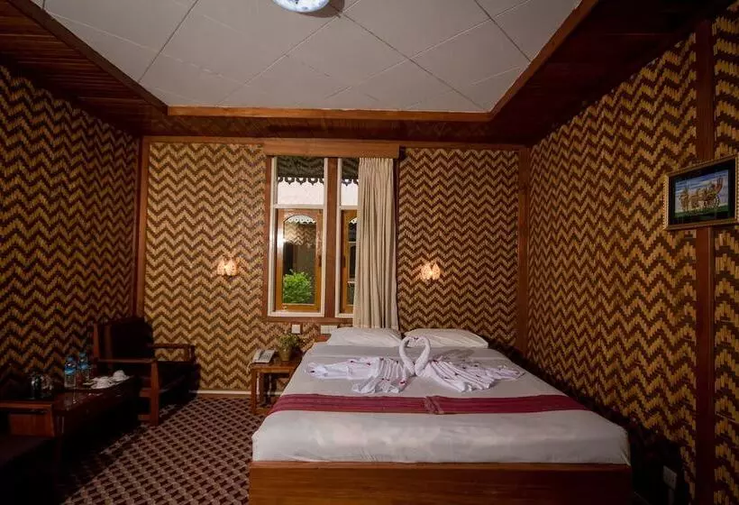 Superior Room, Ruby True
