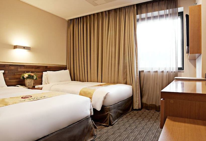 标准间, Skypark Myeongdong 1