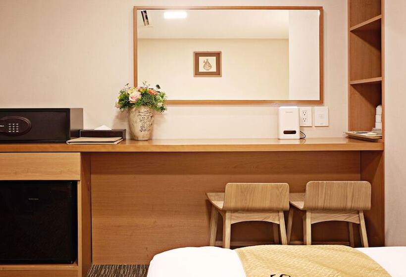 Номер Deluxe, Skypark Myeongdong 1