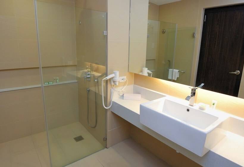 اتاق لوکس, Summit Ridge Tagaytay   Newly Renovated