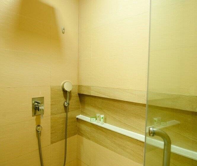 اتاق لوکس, Summit Ridge Tagaytay   Newly Renovated