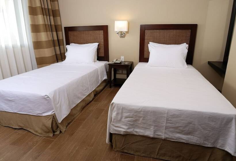 سوییت, Summit Ridge Tagaytay   Newly Renovated