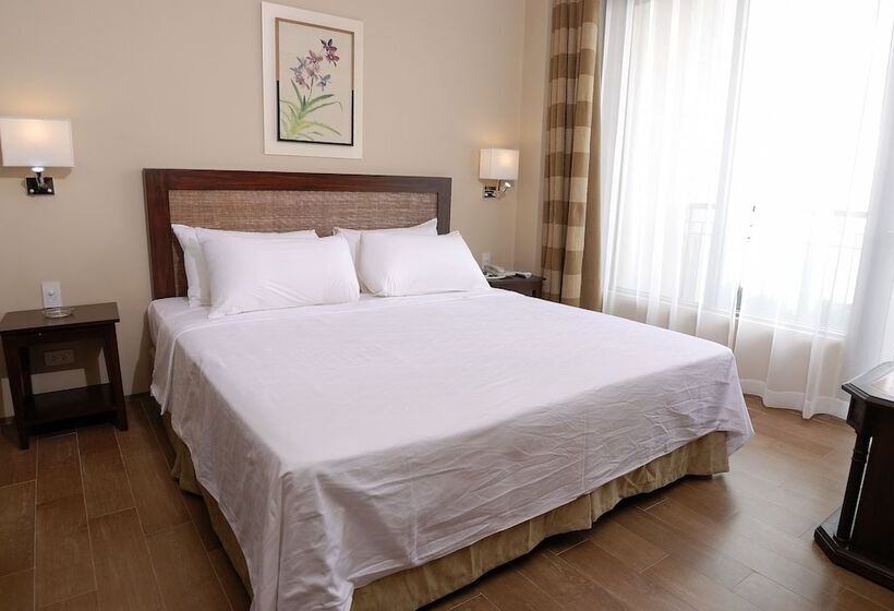 سوییت, Summit Ridge Tagaytay   Newly Renovated