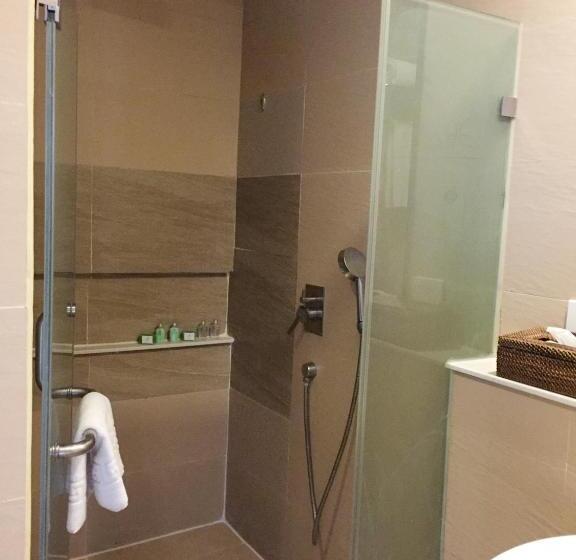 اتاق لوکس با تخت بزرگ, Summit Ridge Tagaytay   Newly Renovated