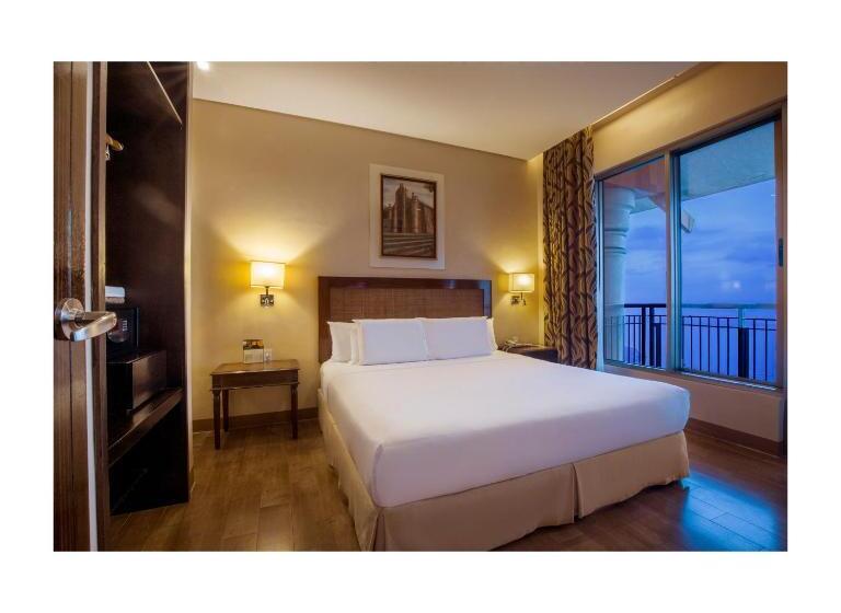 سوییت, Summit Ridge Tagaytay   Newly Renovated