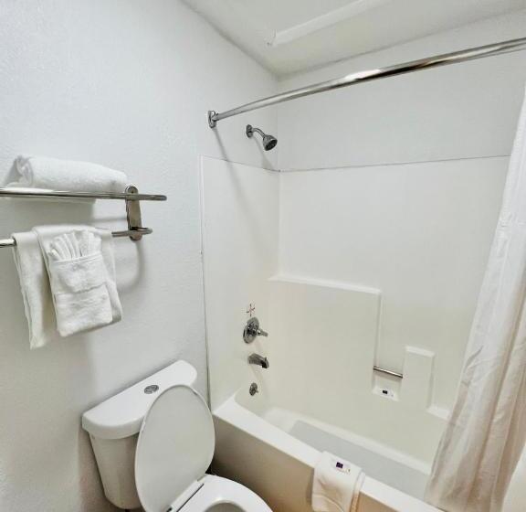 سوییت لوکس, Studio 6 Suites Flagstaff Az