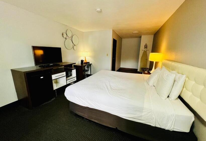 带大床的标准间, Studio 6 Suites Flagstaff Az