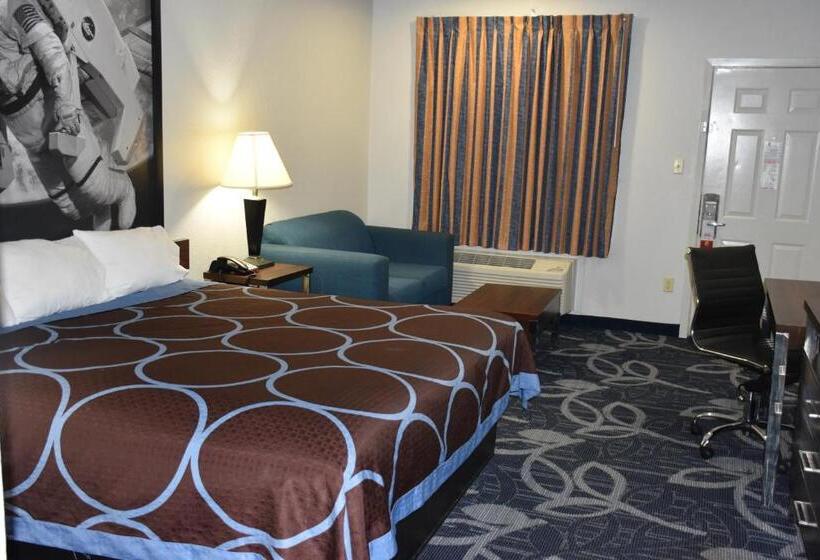 キングサイズベッドのスタンダードルーム, Super 8 By Wyndham Houston Hobby Airport South